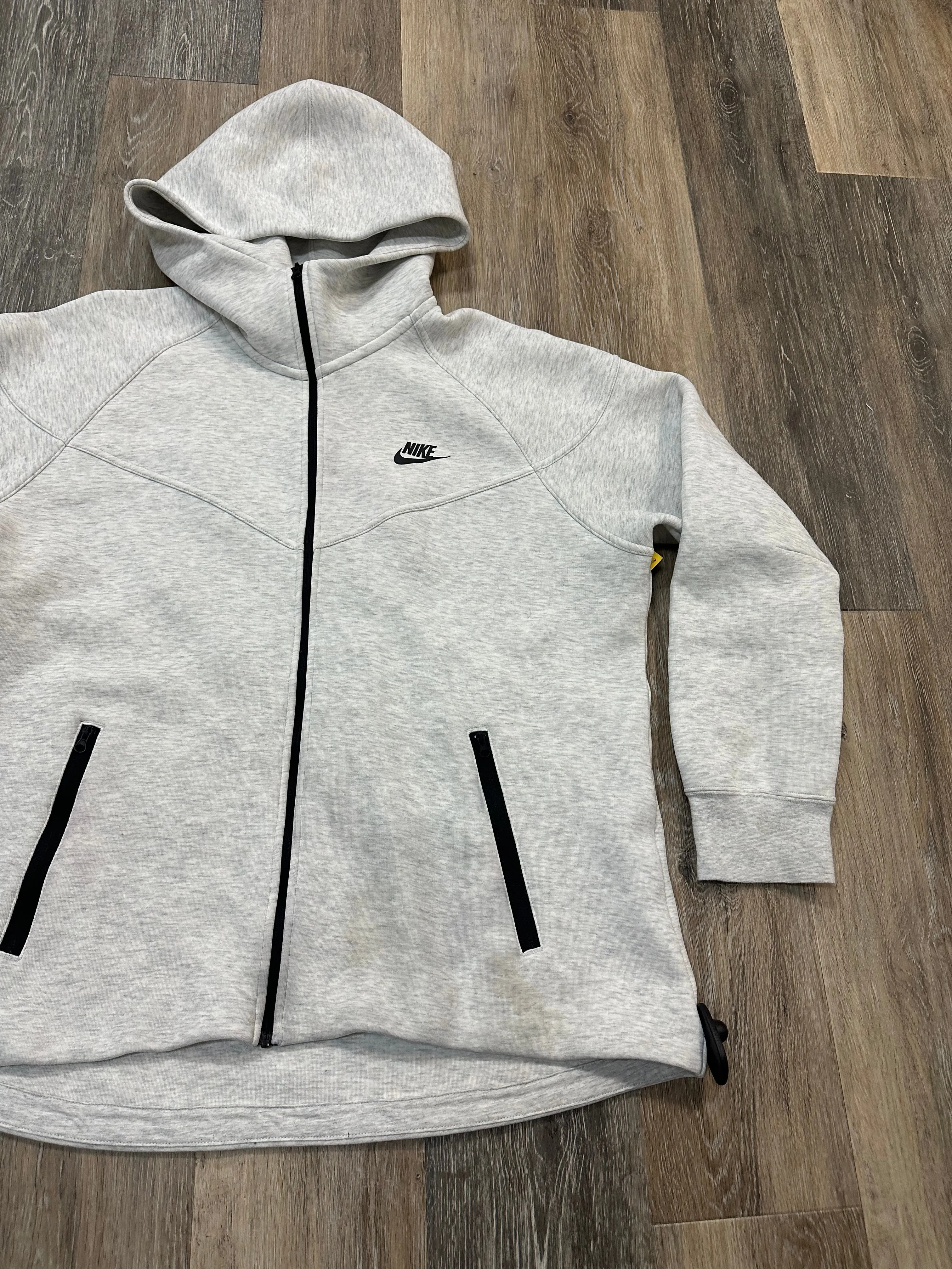 Athletic Sweatshirt Hoodie By Nike Apparel In Grey, Size: Xl