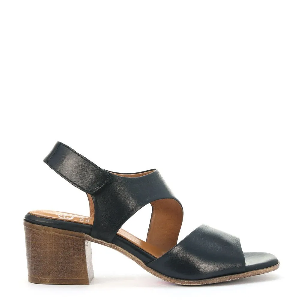 STARLIT ARCHIVE SANDALS