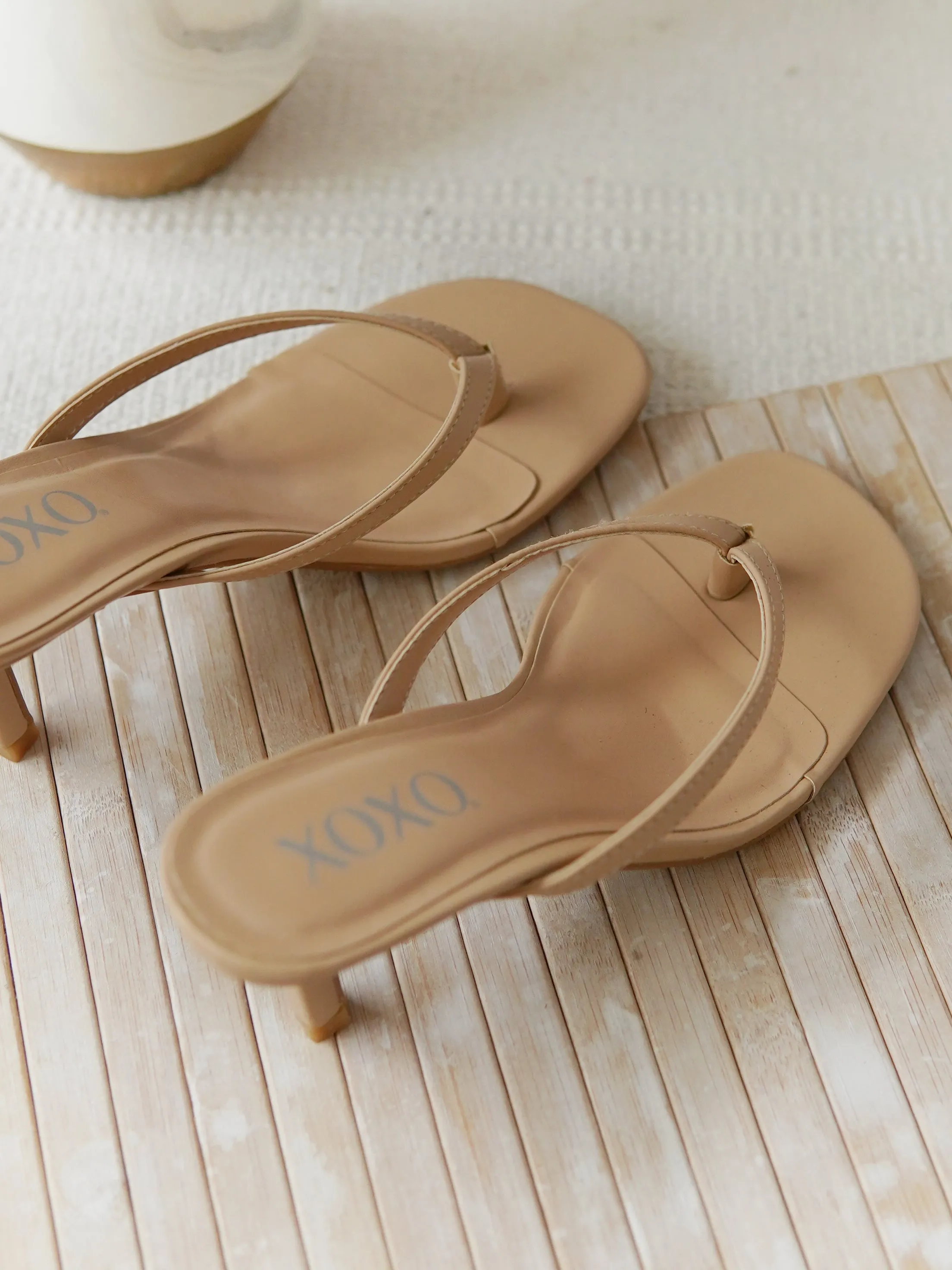 XOXO FRANCE HEELED FLIP-FLOP